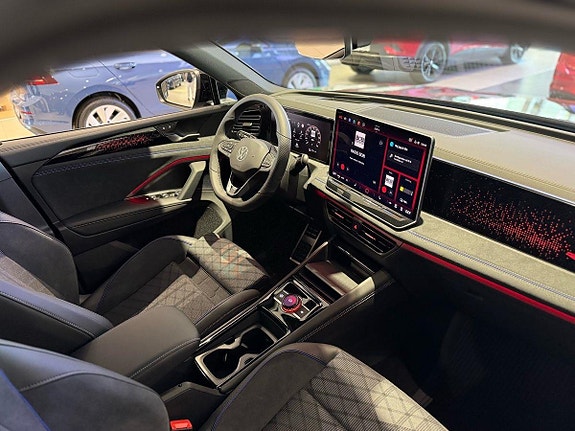 Volkswagen Tiguan 13 of 29