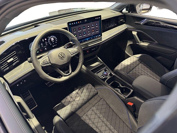 Volkswagen Tiguan 10 of 29