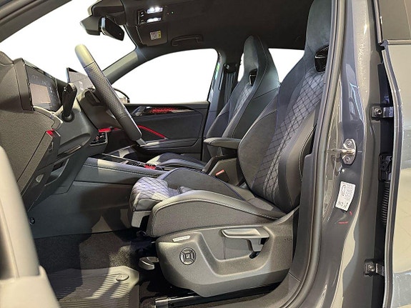 Volkswagen Tiguan 22 of 29