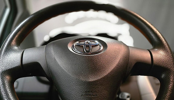 Toyota Auris 26 of 27