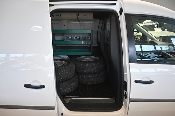 Volkswagen Caddy 10 of 17
