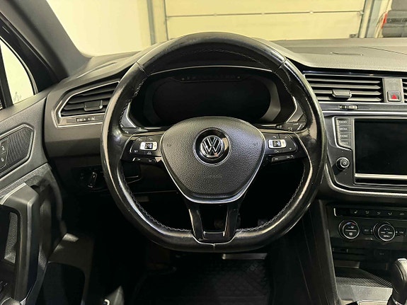 Volkswagen Tiguan 13 of 18