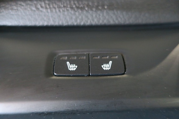 Volvo S90 15 of 15