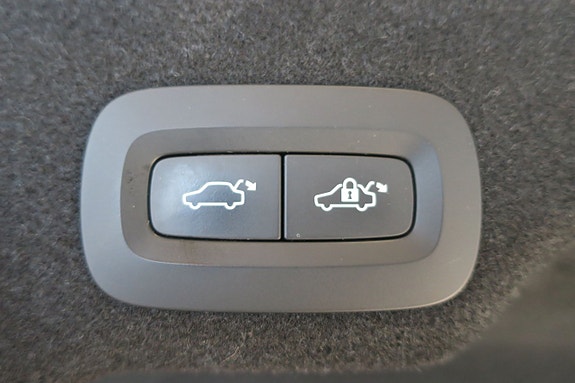 Volvo S90 13 of 15