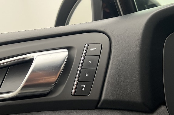 Porsche Cayenne GTS 12 of 30