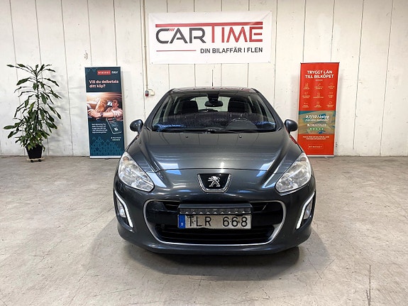 Peugeot 308 2 of 5