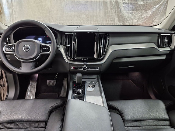 Volvo XC60 4 of 11