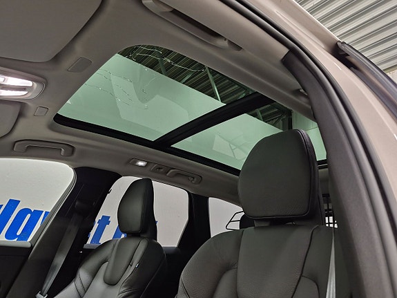 Volvo XC60 11 of 11