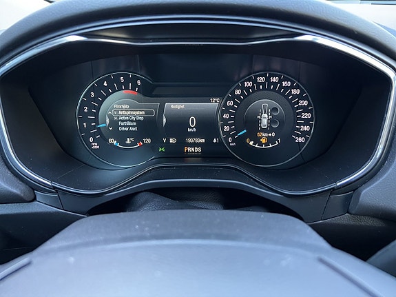Ford Mondeo 13 of 16