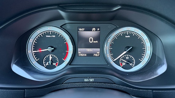 Skoda Karoq 4 of 5