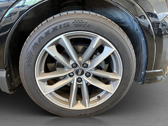 Audi Q3 23 of 23