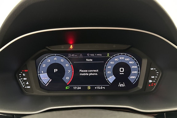 Audi Q3 10 of 23