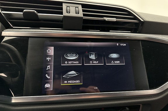 Audi Q3 15 of 23