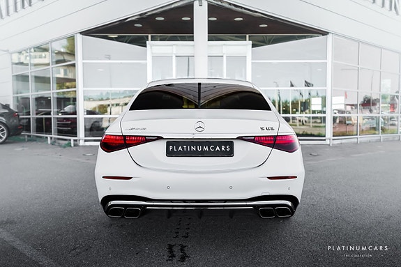 Mercedes-Benz S63 4 of 5