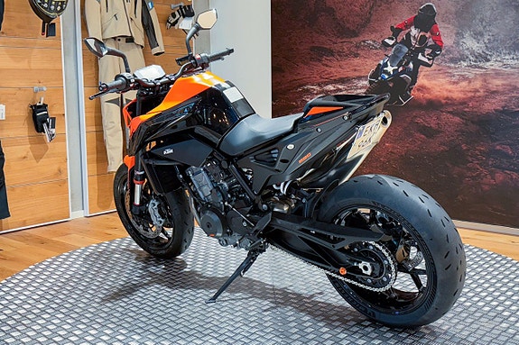 KTM 890 Duke |Tech pack|Akrapovic Race map|Kellerman| 4 of 5
