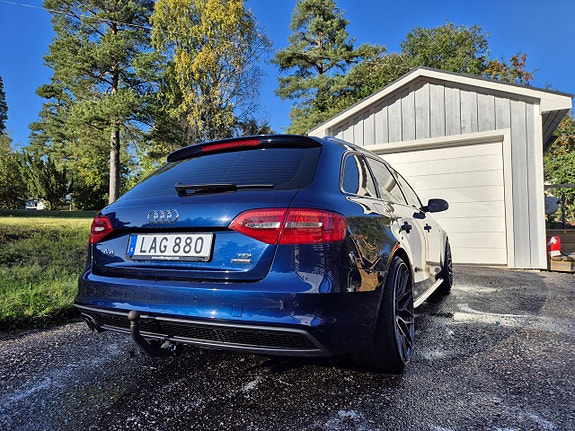 Audi A4 2 of 6