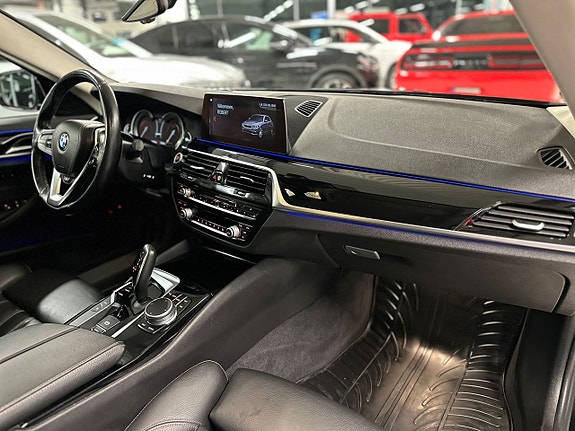 BMW 530e 14 of 21