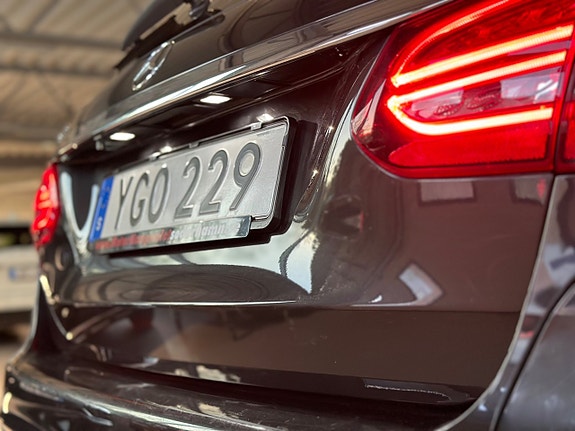 Mercedes-Benz C300 29 of 30