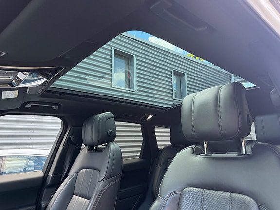 Land Rover Range Rover Sport 13 of 30