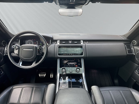 Land Rover Range Rover Sport 8 of 30