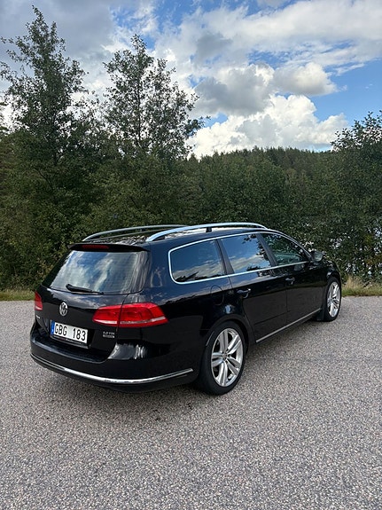 Volkswagen Passat 4 of 5