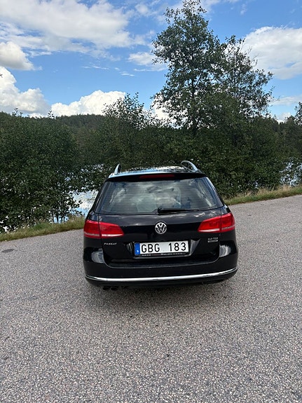 Volkswagen Passat 3 of 5