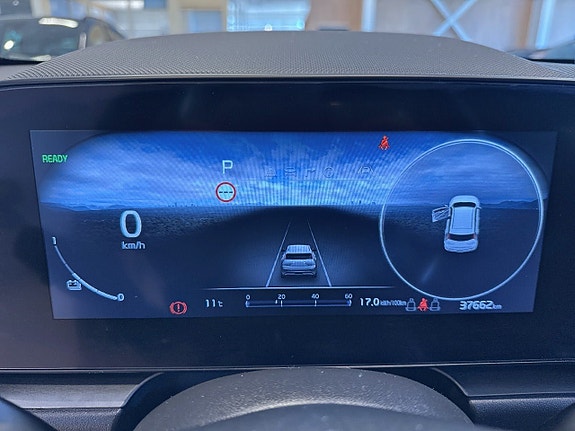 Kia Niro 10 of 14