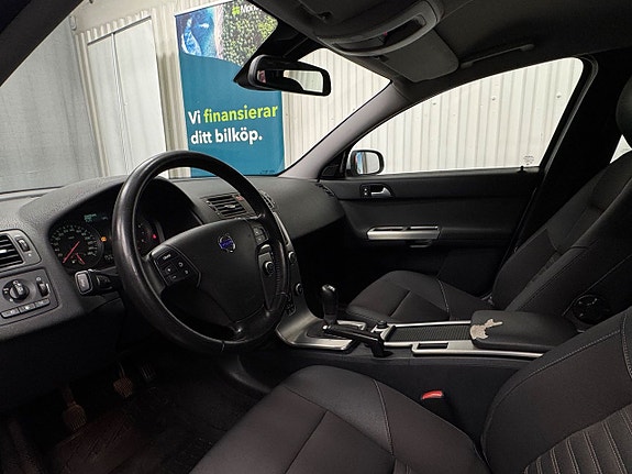 Volvo V50 7 of 21