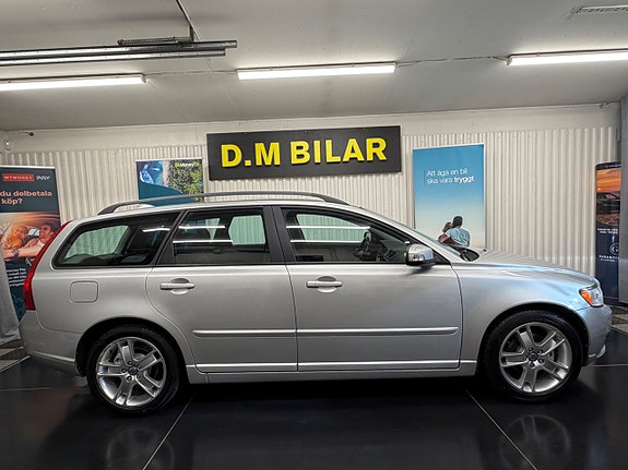 Volvo V50 5 of 5
