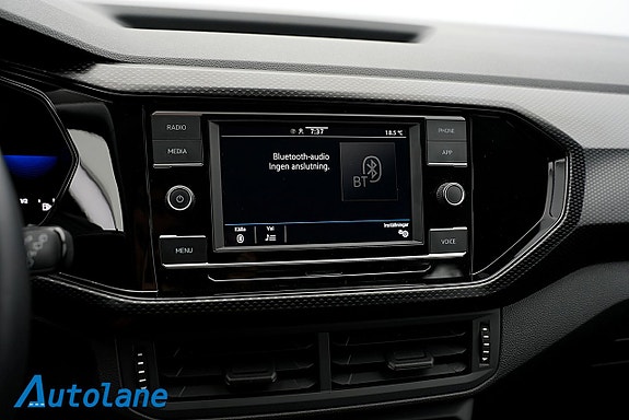 Volkswagen T-Cross 22 of 27