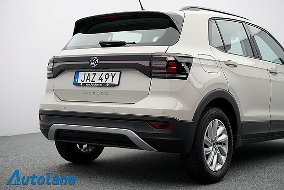 Volkswagen T-Cross 12 of 27