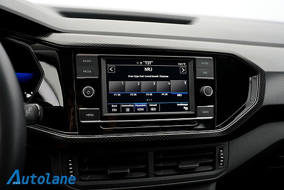 Volkswagen T-Cross 21 of 27