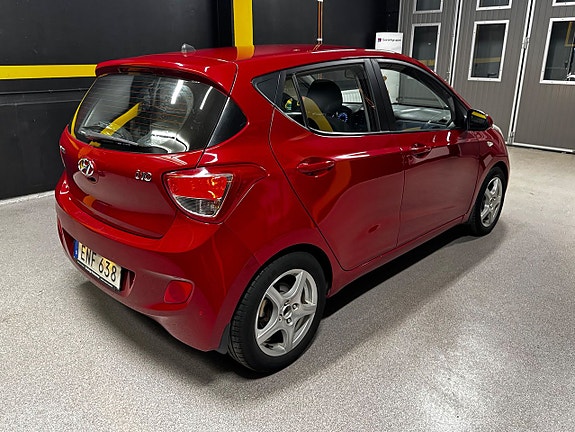 Hyundai i10 5 of 18