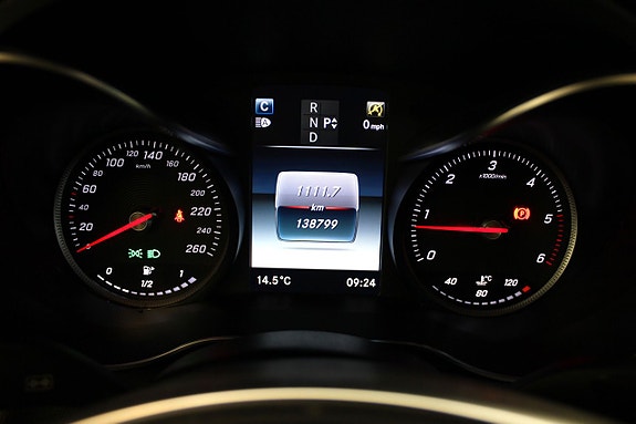 Mercedes-Benz GLC220 d 16 of 21