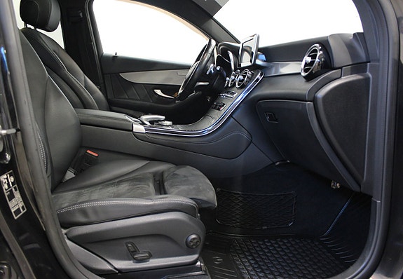 Mercedes-Benz GLC220 d 14 of 21