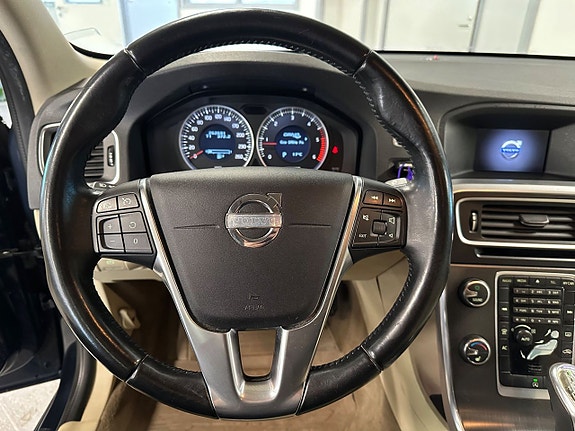 Volvo S60 10 of 14