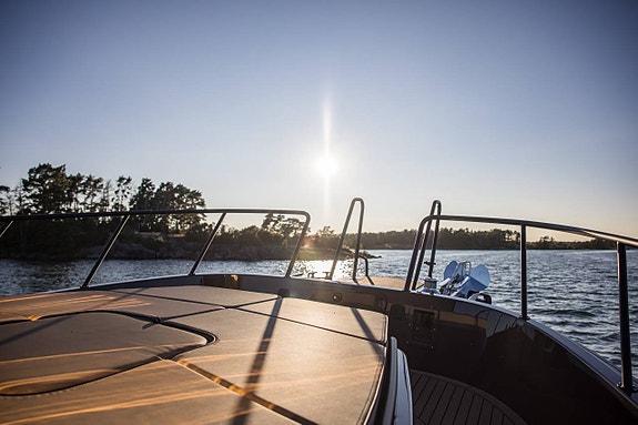 Targa 37 CFC Aft Door Black Line  2023  Sweden 11 of 12