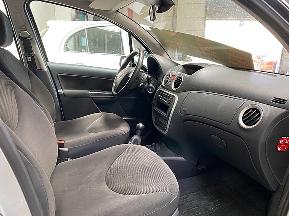 Citroen C3 9 of 12