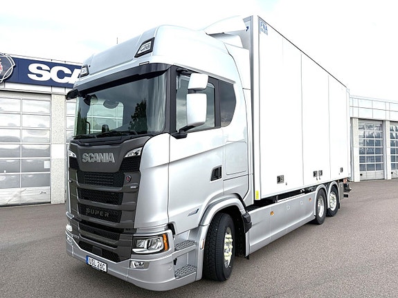 Scania S 500 B6x24 fd Demo FNA skåp Kyla