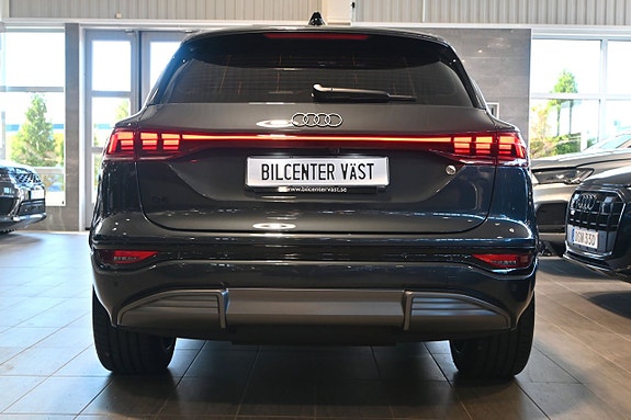Audi Q6 e-tron 5 of 5
