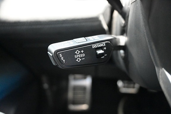 Audi Q6 e-tron 19 of 26