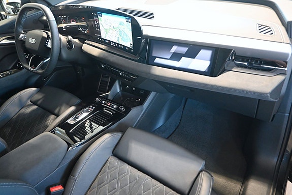 Audi Q6 e-tron 11 of 26