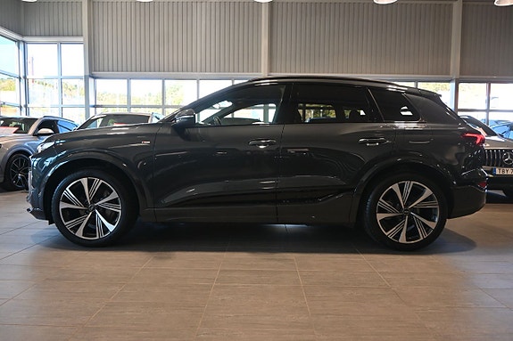 Audi Q6 e-tron 3 of 5