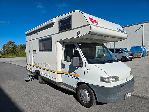 Eura Mobil 585 Campervan