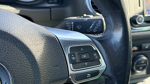 Volkswagen Tiguan 14 of 30