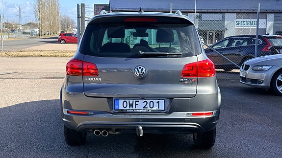 Volkswagen Tiguan 6 of 30