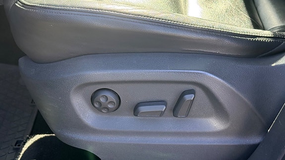 Volkswagen Tiguan 10 of 30