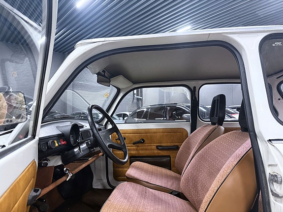 Trabant 601 S 5 of 15
