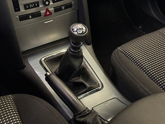 Peugeot 407 14 of 17