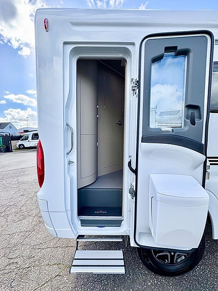 Wingamm Oasi 540  Solpanel Inverter Aut Helgjuten Kaross 11 of 27